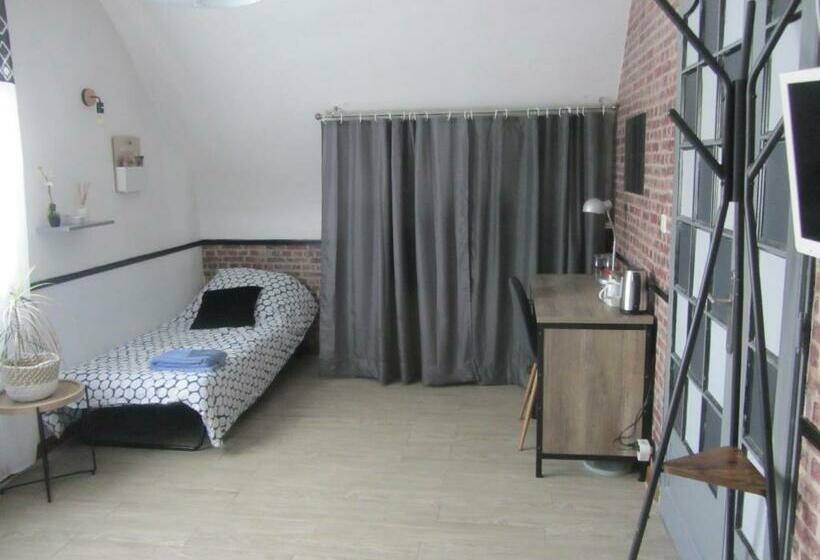 Номер Стандарт Трехместный, Chambres D Hôtes Des Bruyères