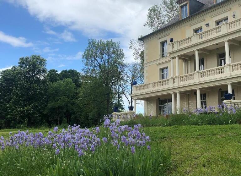 Номер Стандарт, Grand Varennes