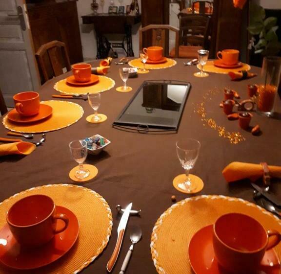 غرفة قياسية مزوَّدة بتراس, La Roche Bleue