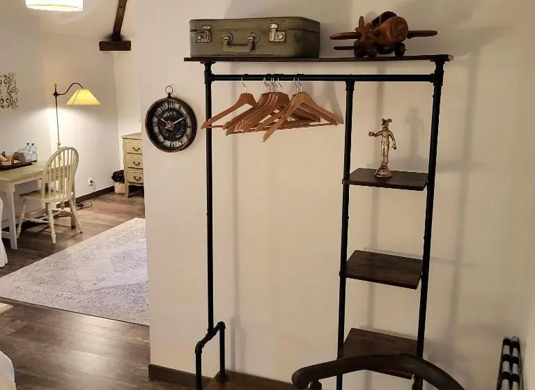 デラックスルーム, Le Chemin