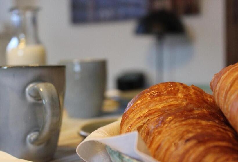 غرفة قياسية مطلّة علي الحديقة, Le Chemin Du Village