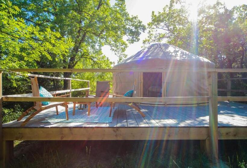 غرفة عائلية, Les Yourtes De Provence