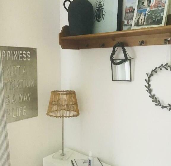 带2个卧室的公寓, Bed & Breakfast Chez Lips