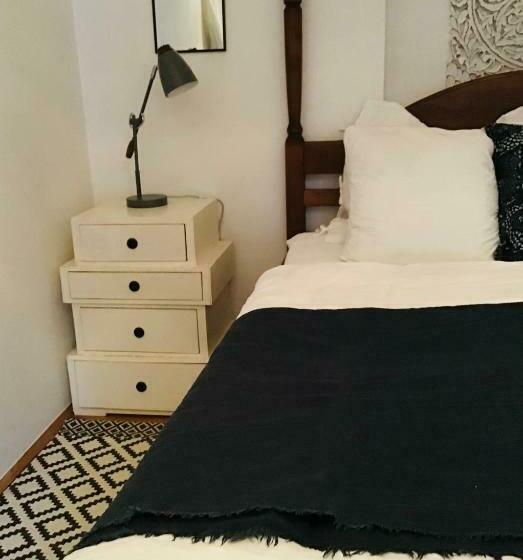 Апартаменты 2 Спальни, Bed & Breakfast Chez Lips