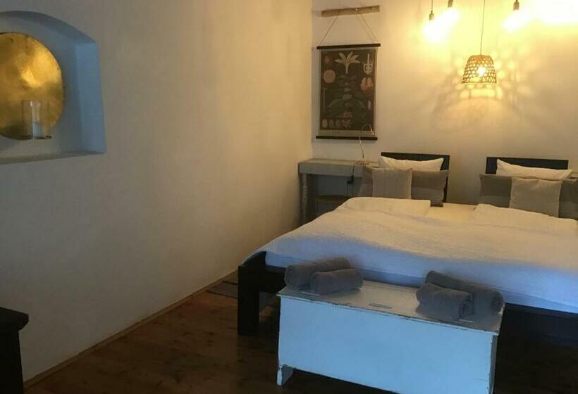 Номер Стандарт, Bed & Breakfast Chez Lips