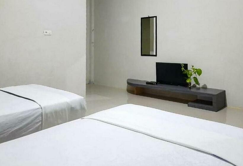 Номер Economy, Hayori Hotel Redpartner