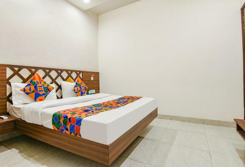 חדר דלוקס, Fabhotel Legacy