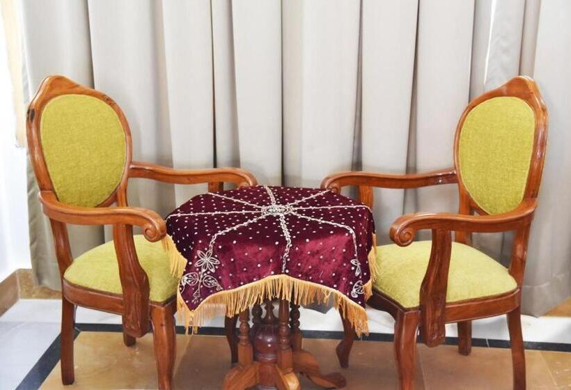 Quarto Estandar Cama King, Osian The Desert Boutique