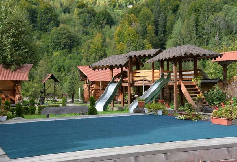 Шале 1 Спальня, хата різьбяра закуток