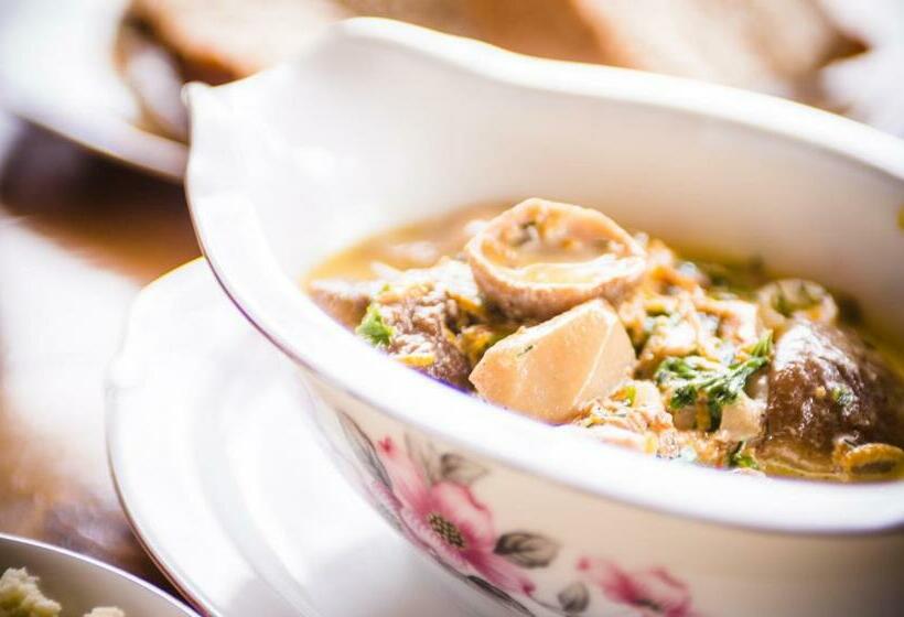 Шале 1 Спальня, хата різьбяра закуток