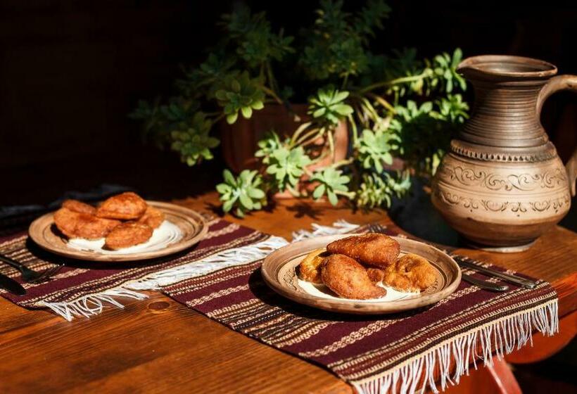 Шале 1 Спальня, хата різьбяра закуток