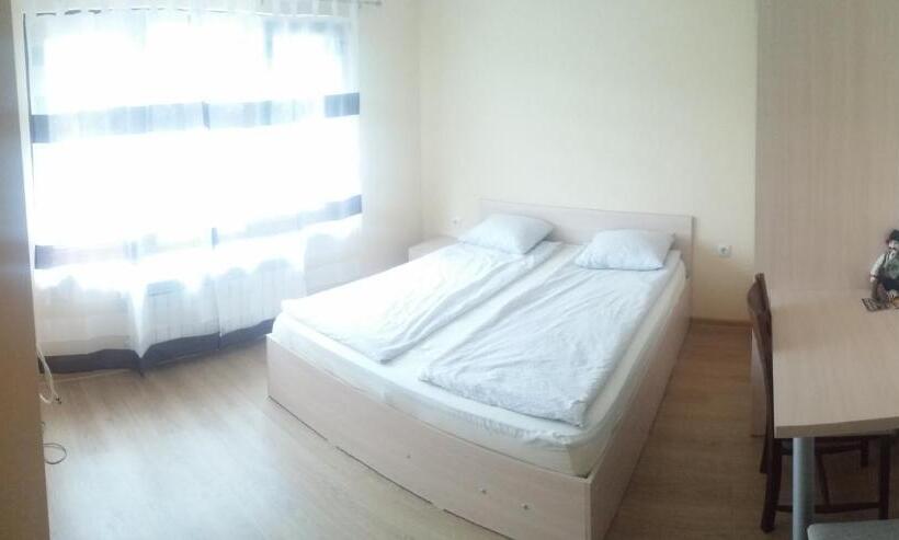 Villa Deluxe 1 Chambre, трънската къща