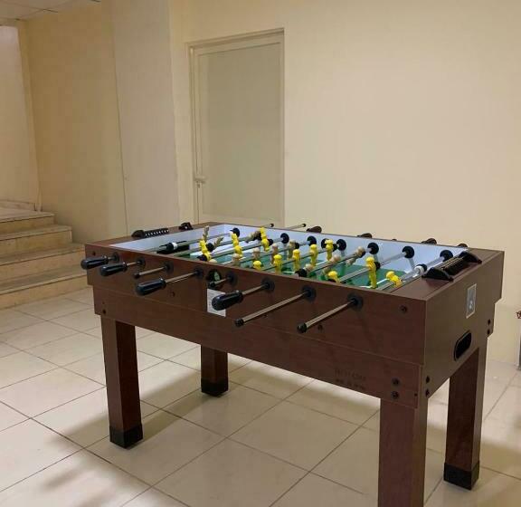 شقة غرفة واحدة, حلول 9