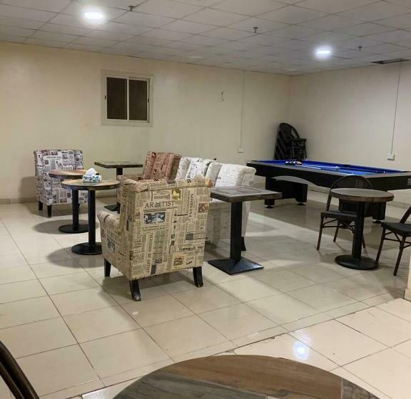 غرفة قياسية, حلول 9