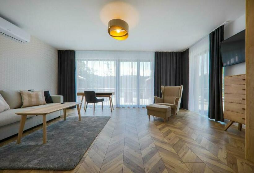 1 Bedroom Apartment Lake View, łaziska