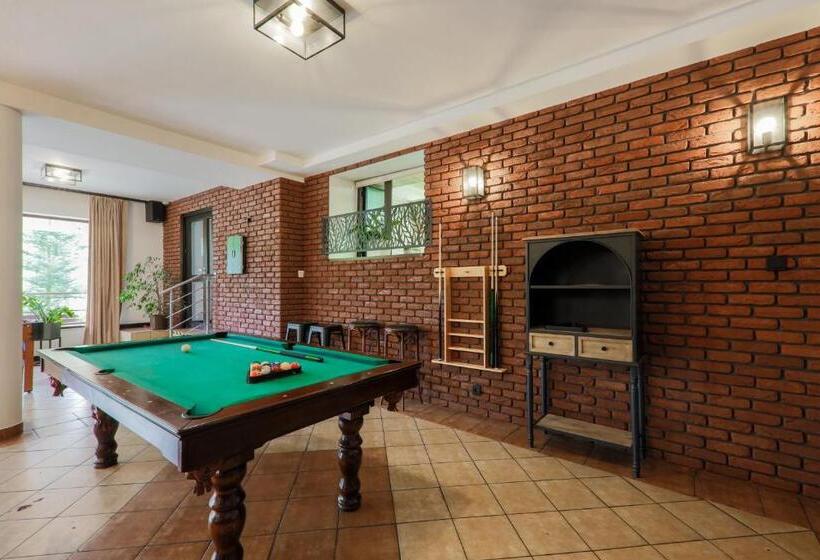 חדר סופריור לארבעה, łaziska