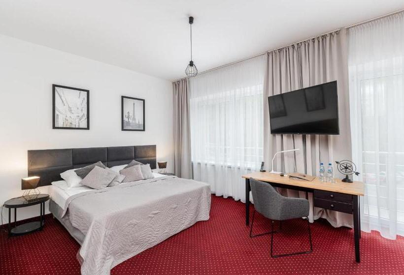 חדר סופריור לארבעה, łaziska