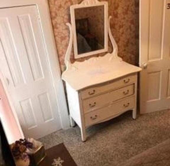 חדר סטנדרד יחיד חדר אמבטיה משותף, Historic Windsor