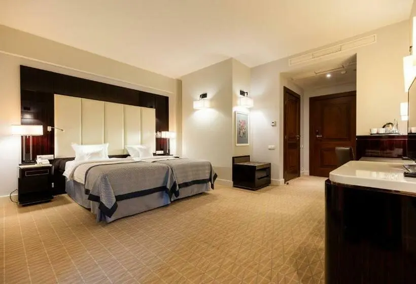 コンフォートルーム, Natura Mazur Resort & Conference