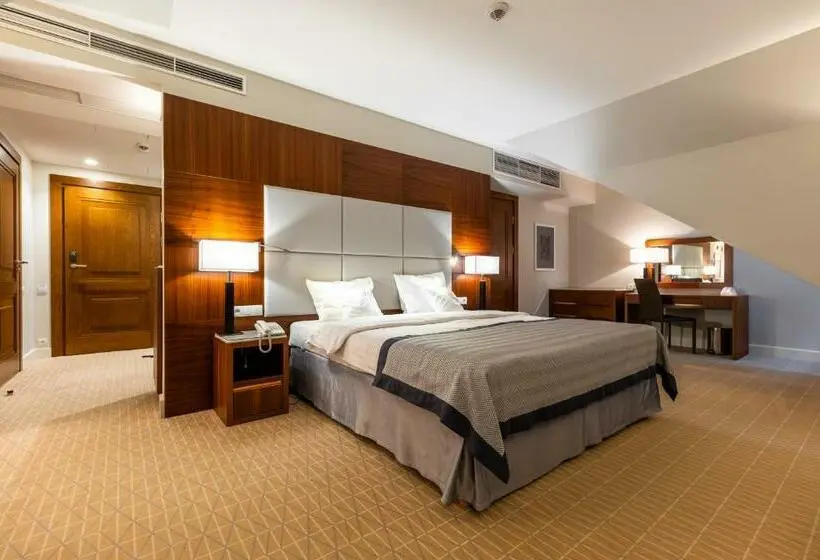 スーペリアールーム, Natura Mazur Resort & Conference