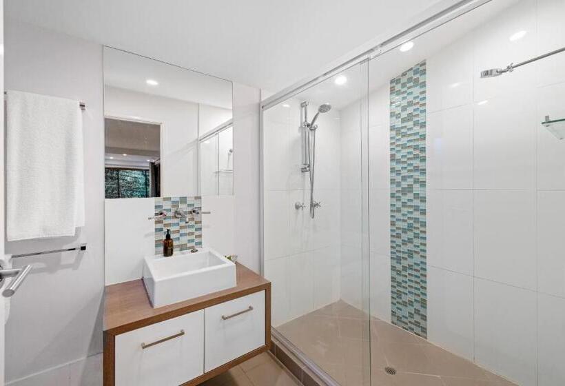 １ベッドルームハウス, Hunchy Hideaway