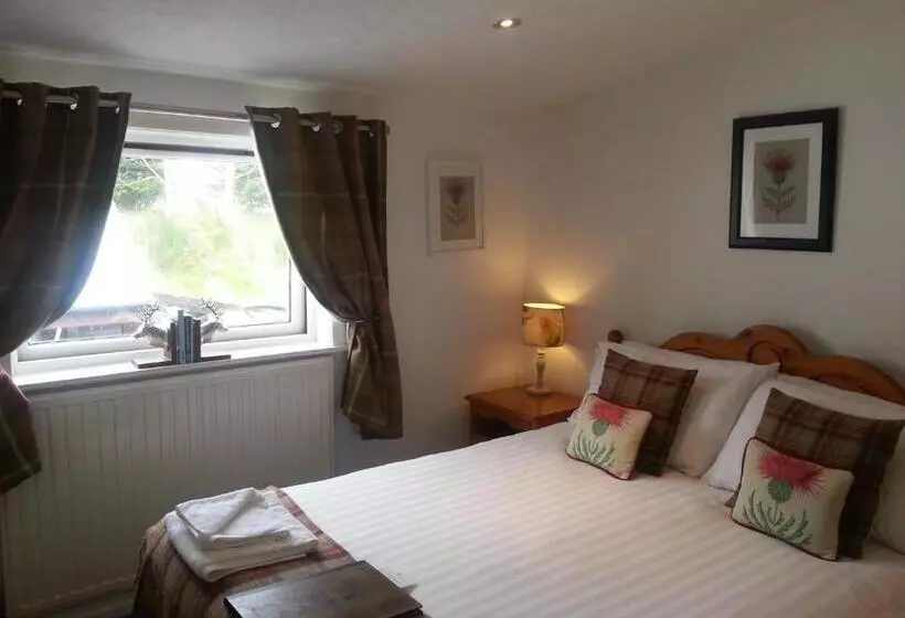 Perhehuone, Ardlogie Guest House