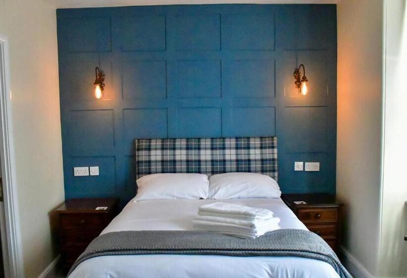 수피리어 룸, Black Bull Godmanchester