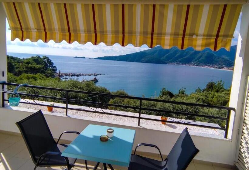Family studio with sea view, Celeste Golden Beach