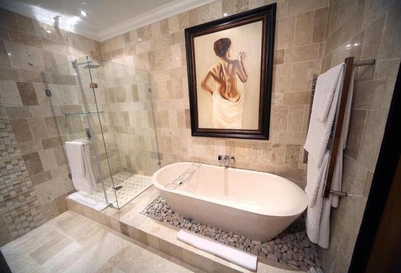 סוויטת ג'וניור, Fusion Boutique