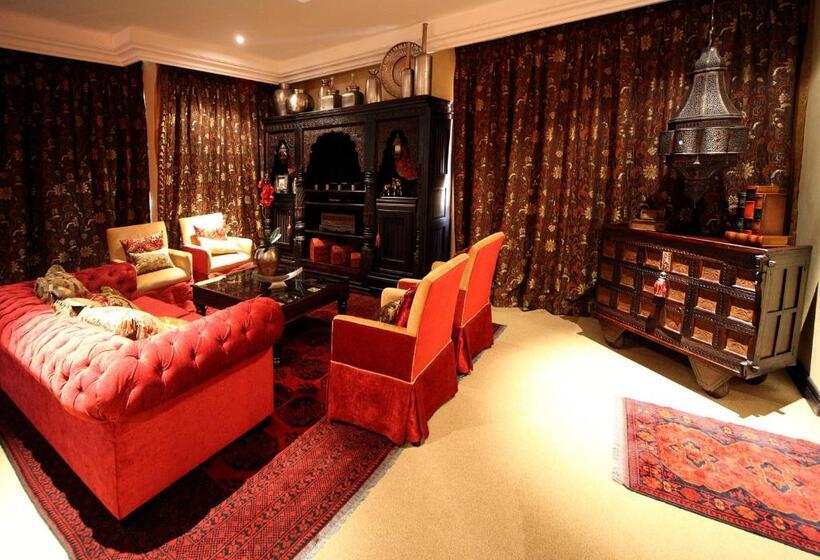 סוויטה אקזקיוטיב, Fusion Boutique