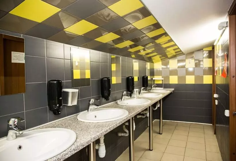 تختخواب در اتاق مشترک, Hostels Rus   Chistye Prudy