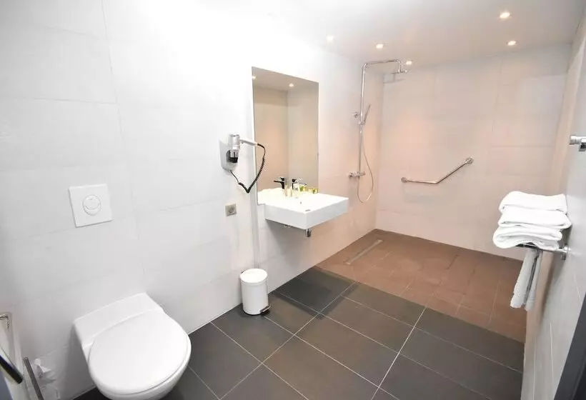 プレステージルーム, Logis Hôtel L Orée De Chartres   Barjouville