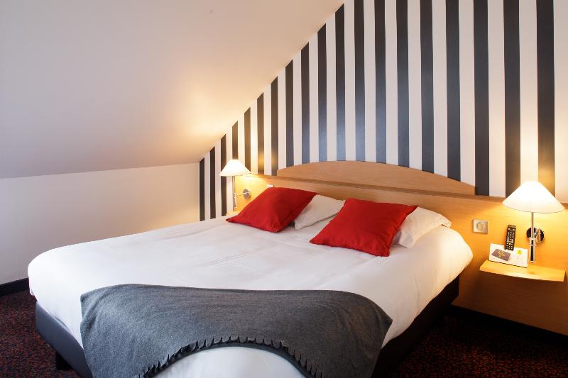 高级大房间, Logis Hôtel L Orée De Chartres   Barjouville