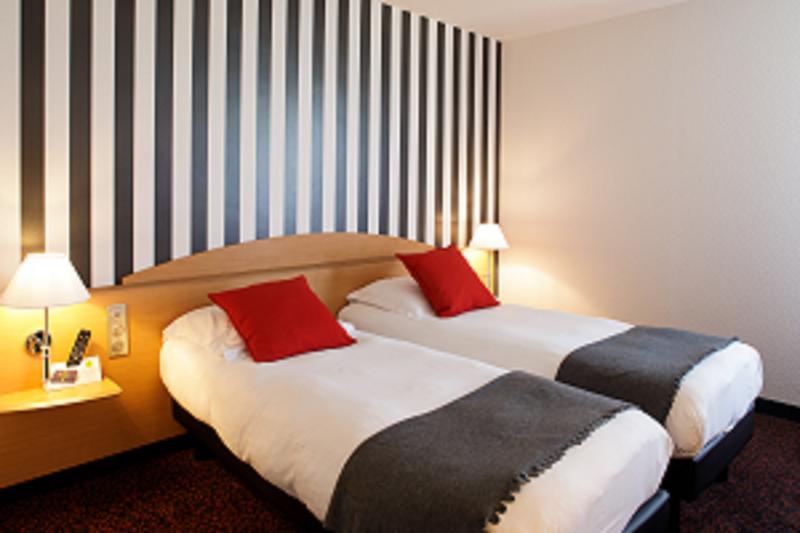 高级大房间, Logis Hôtel L Orée De Chartres   Barjouville