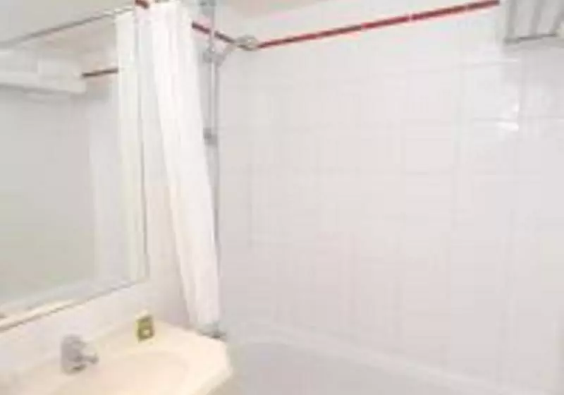 スタンダードルーム, Logis Hôtel L Orée De Chartres   Barjouville