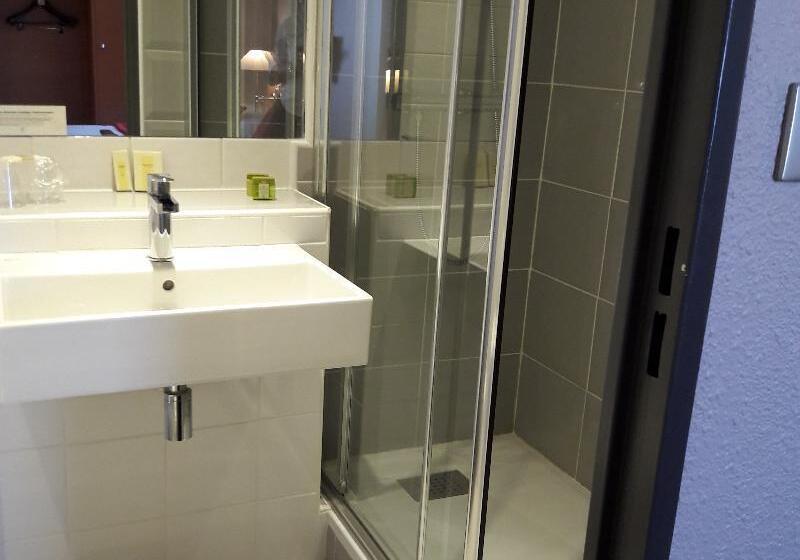 标准间, Logis Hôtel L Orée De Chartres   Barjouville