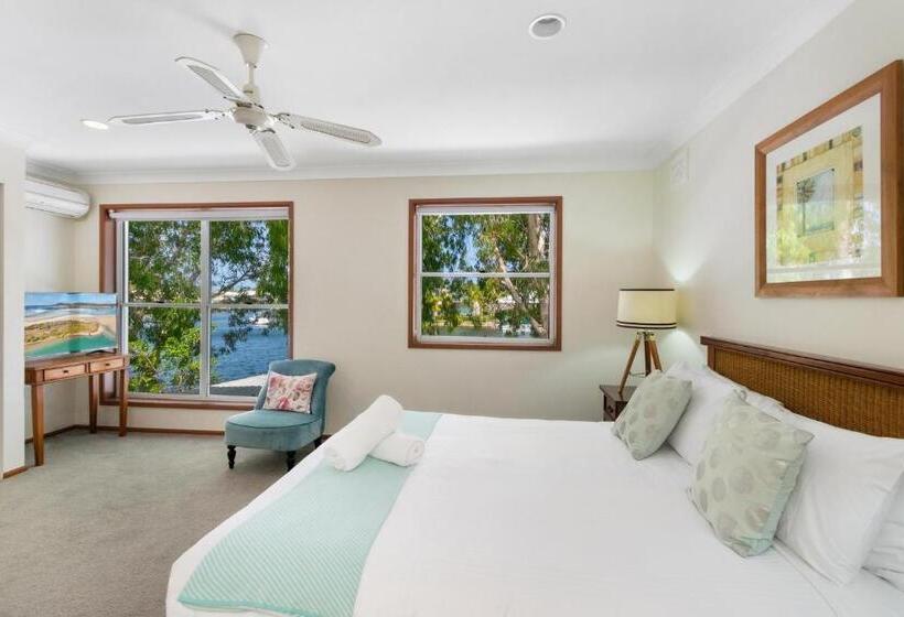 בית, 3 חדרי שינה, Noosa Entrance Waterfront Resort