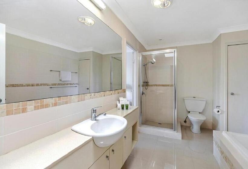 בית, 2 חדרי שינה, Noosa Entrance Waterfront Resort