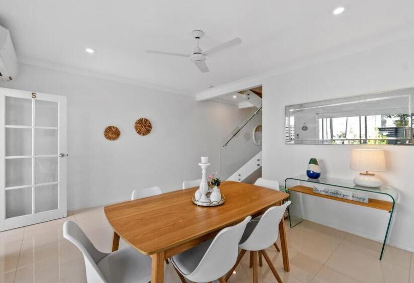 בית, 2 חדרי שינה, Noosa Entrance Waterfront Resort