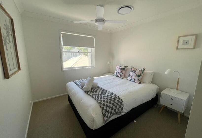 בית, 3 חדרי שינה, Noosa Entrance Waterfront Resort