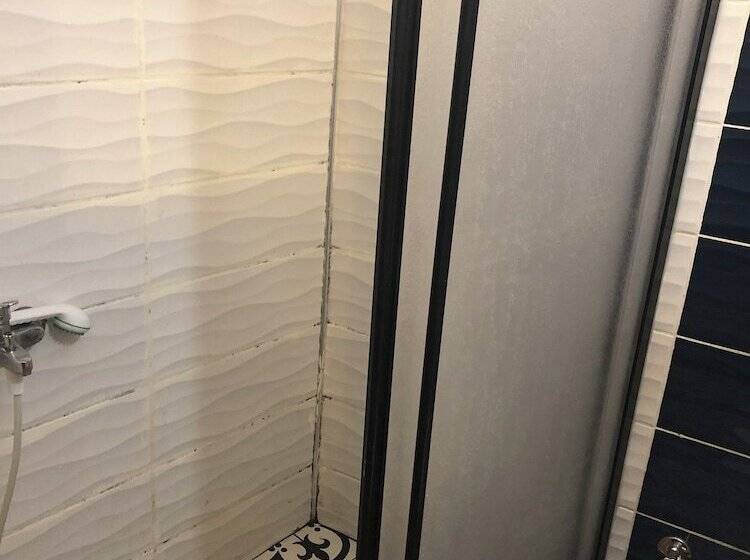 اتاق استاندارد, Reydel