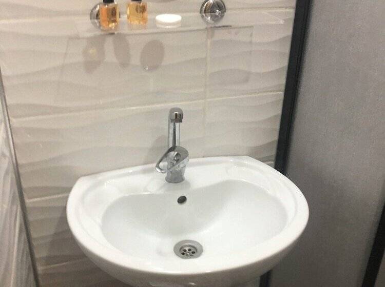 اتاق استاندارد, Reydel