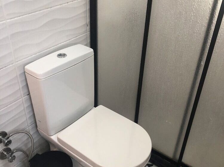 اتاق استاندارد, Reydel