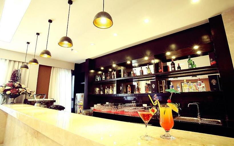 Superior Room, Riverside Hanoi