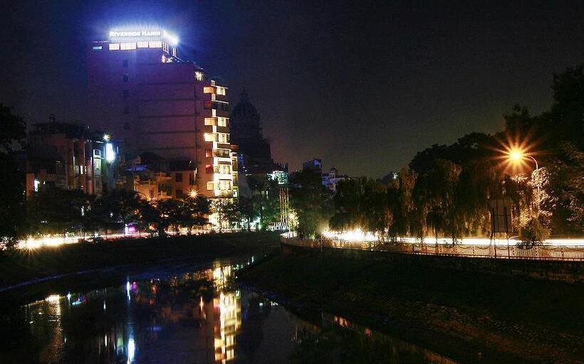 Superior Room, Riverside Hanoi