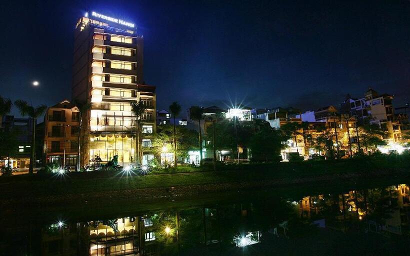 Superior Room, Riverside Hanoi