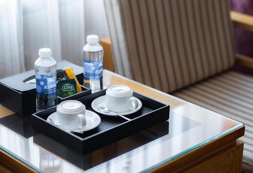 Deluxe Room, Riverside Hanoi