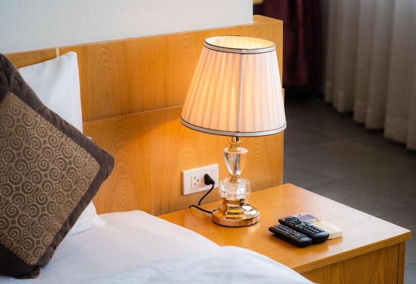 Executive Room, Riverside Hanoi