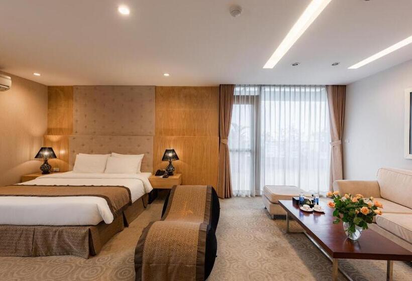 Junior Suite, Riverside Hanoi