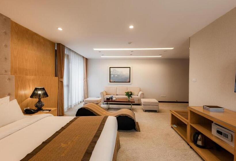 Junior Suite, Riverside Hanoi